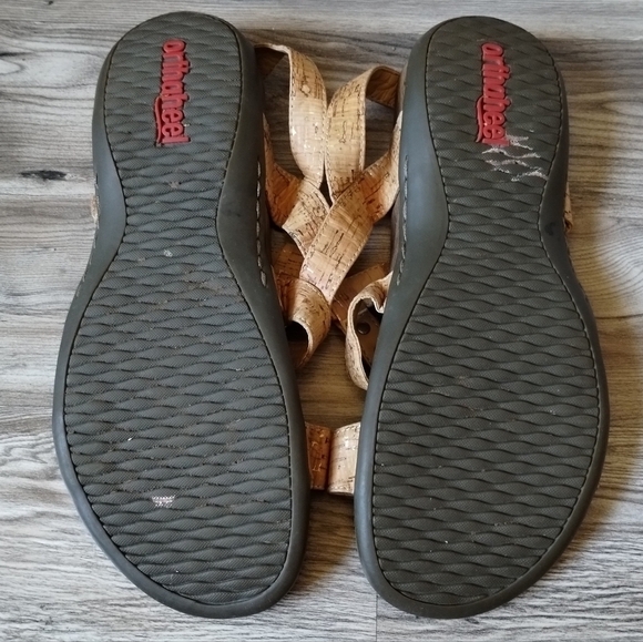 Orthaheel Vionic Tan Strappy Sandals size 8 - Picture 4 of 4